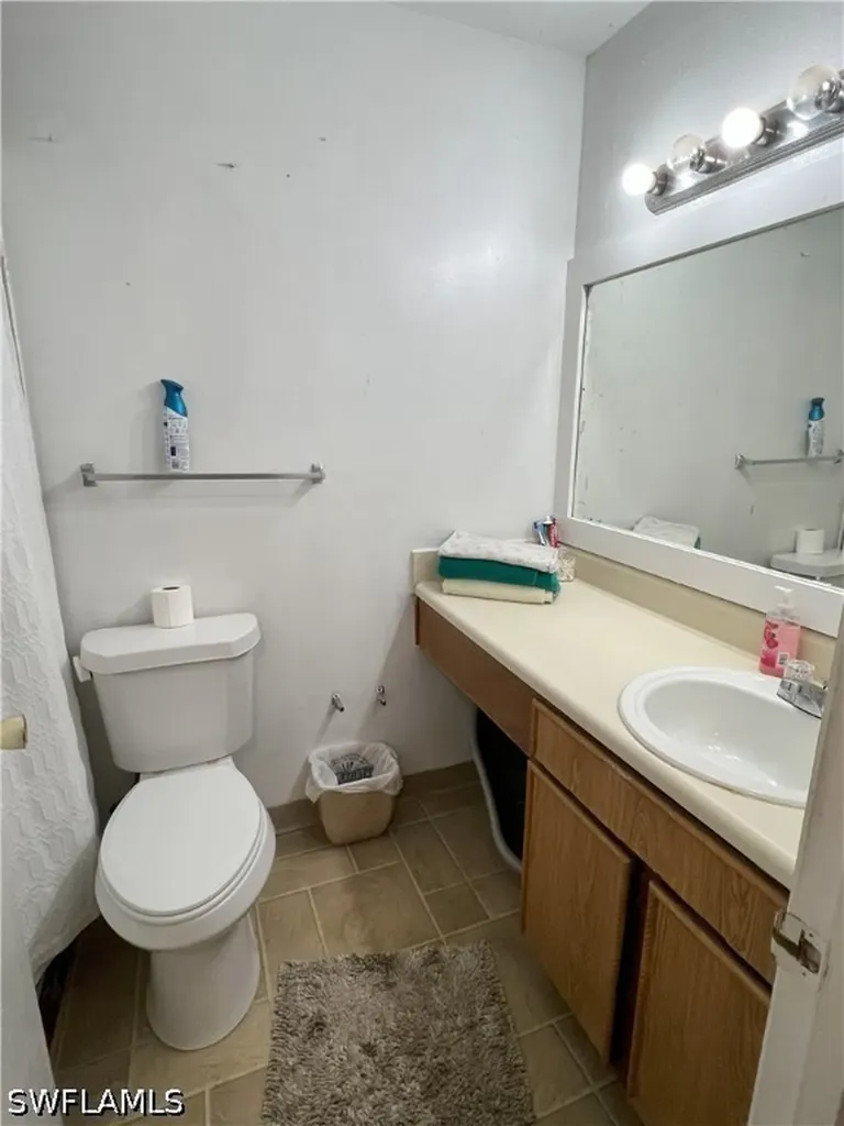 2875 Winkler Avenue Fort Myers FL 33916