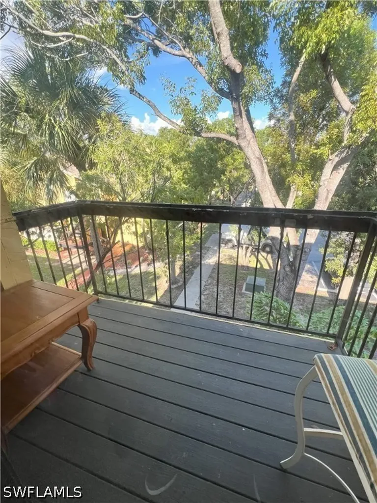2875 Winkler Avenue Fort Myers FL 33916