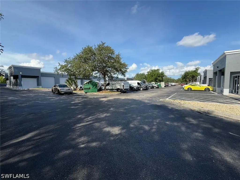 3894 Mannix Drive Naples FL 34114