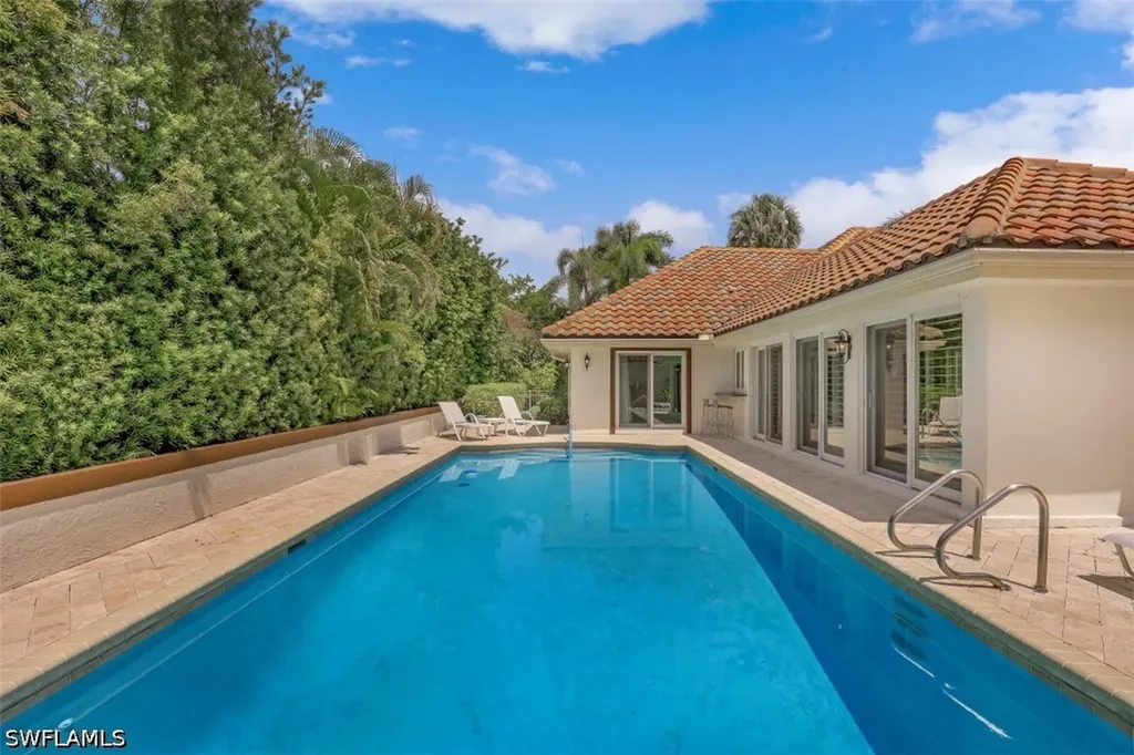 655 Galleon Drive Naples FL 34102