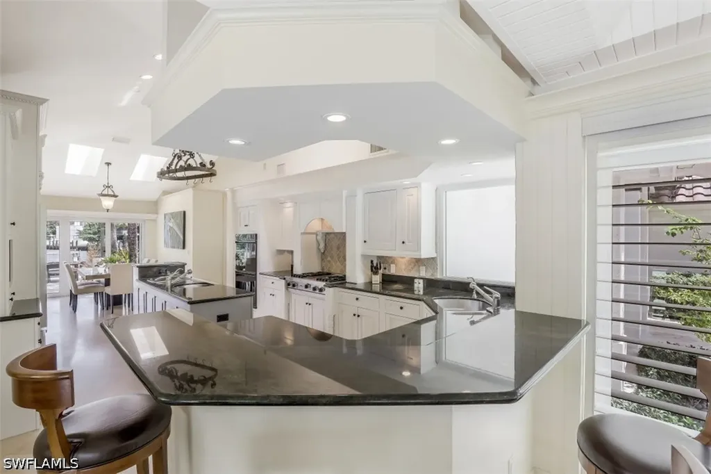 655 Galleon Drive Naples FL 34102