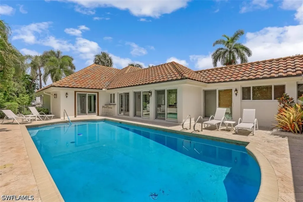 655 Galleon Drive Naples FL 34102