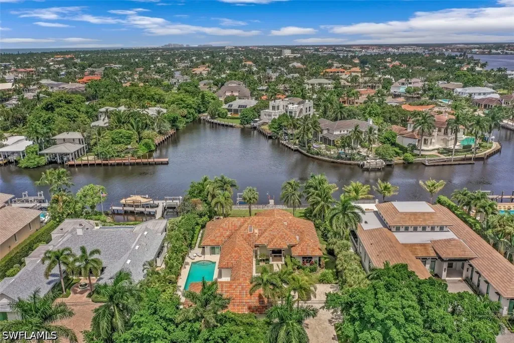 655 Galleon Drive Naples FL 34102