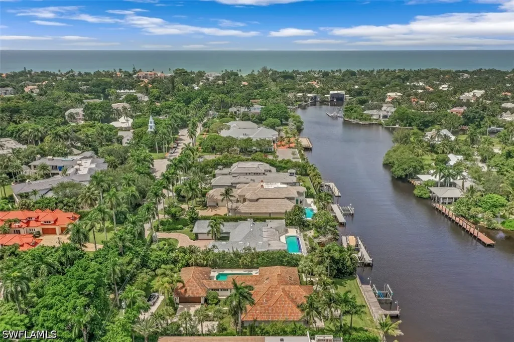 655 Galleon Drive Naples FL 34102