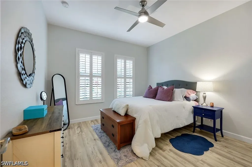 16221 Parque Lane Naples FL 34110