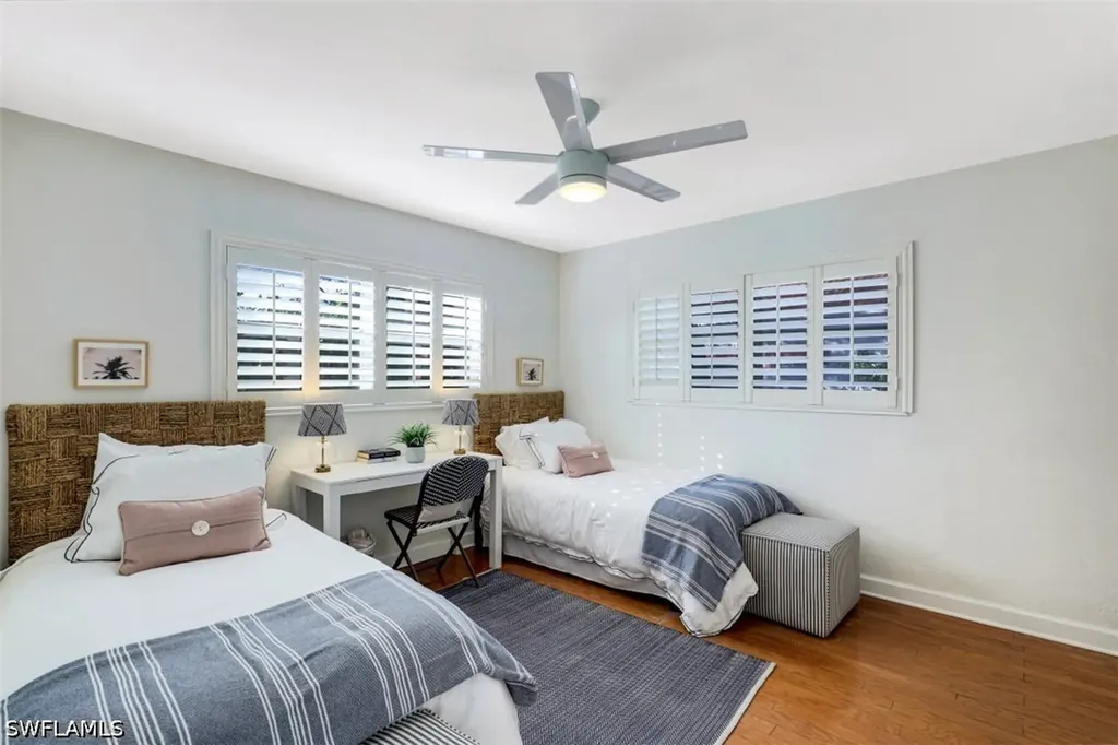 739 7th Avenue N Naples FL 34102