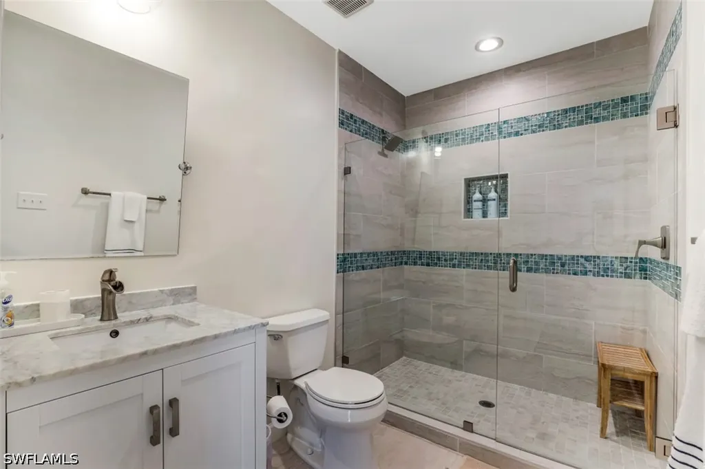739 7th Avenue N Naples FL 34102