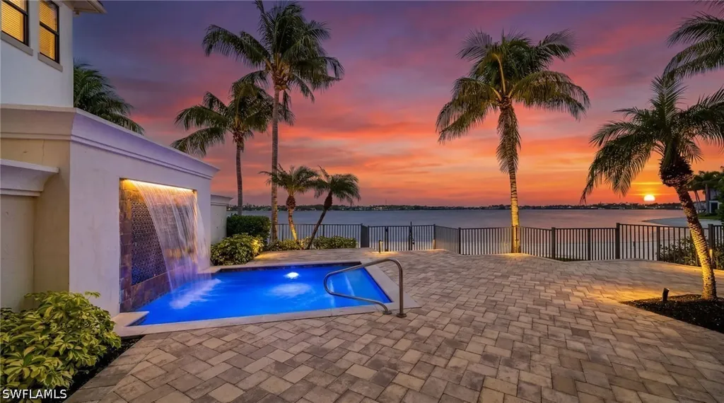 Miromar Lakes FL, 11759 Via Savona Court