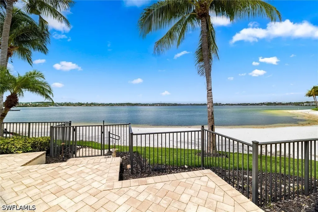 11759 Via Savona Court Miromar Lakes FL 33913