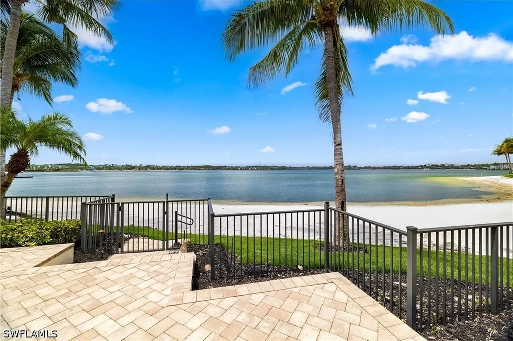 11759 Via Savona Court Miromar Lakes FL 33913