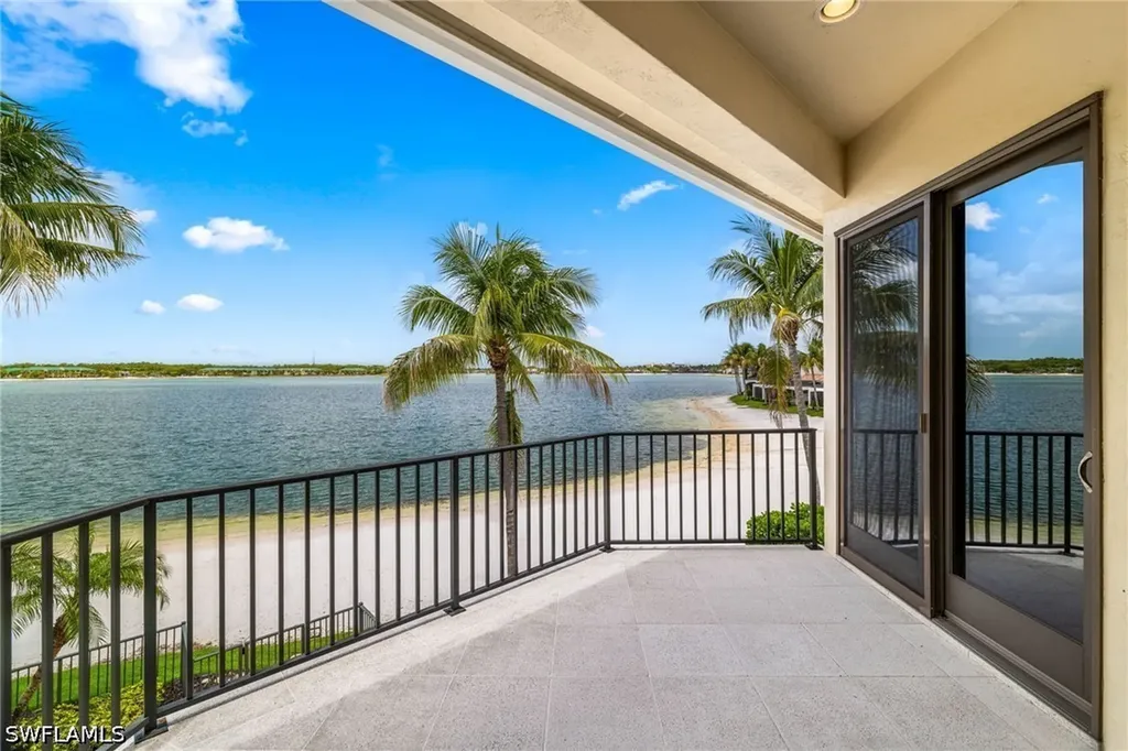 11759 Via Savona Court Miromar Lakes FL 33913