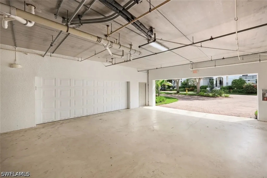 775 Bentwater Circle Naples FL 34108