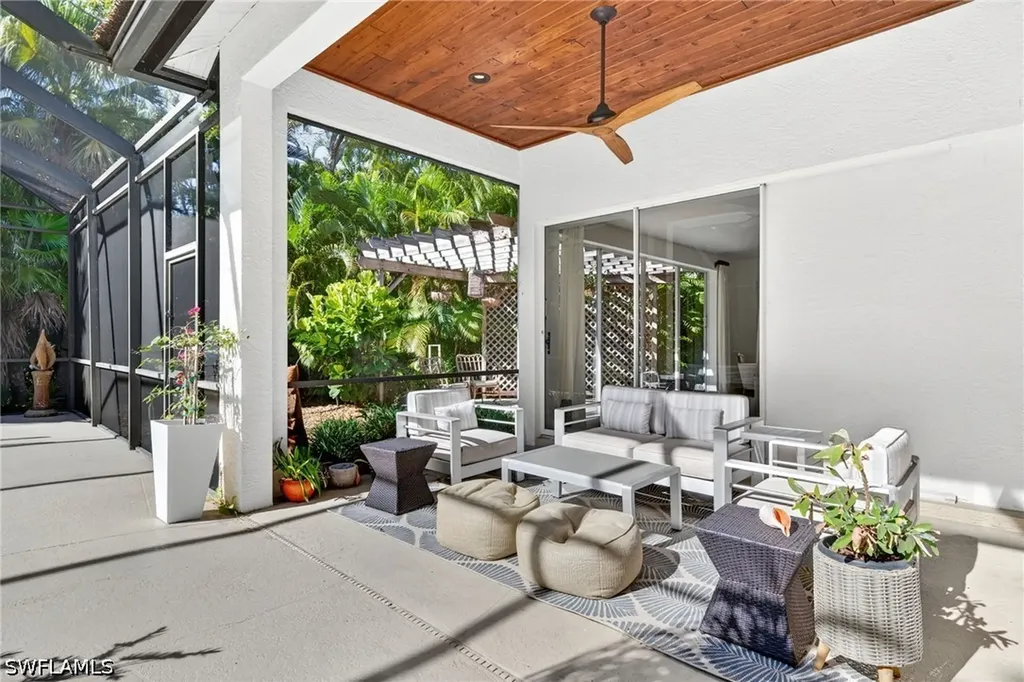 2229 Goshawk Court Naples FL 34105