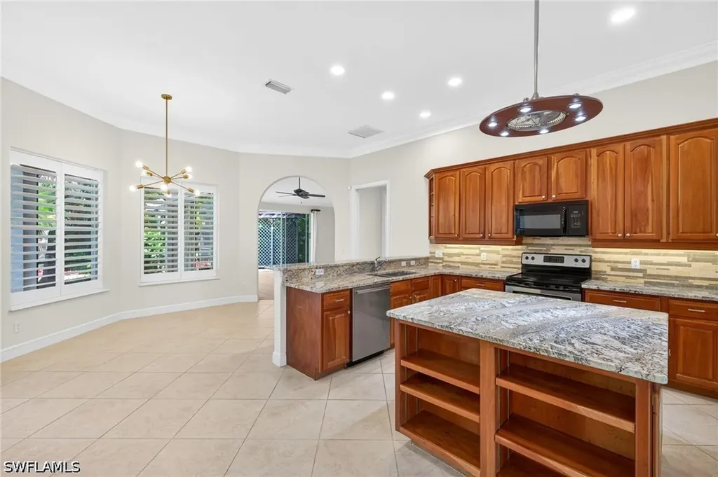 2229 Goshawk Court Naples FL 34105
