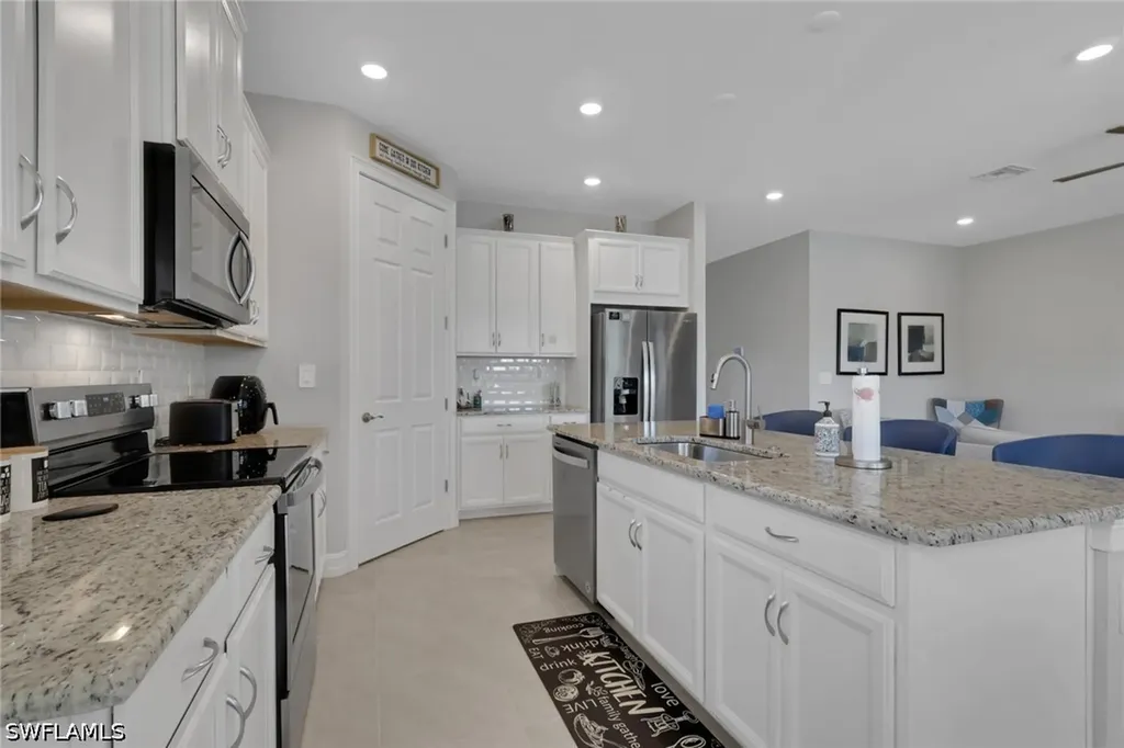 14537 Stern Way Naples FL 34114