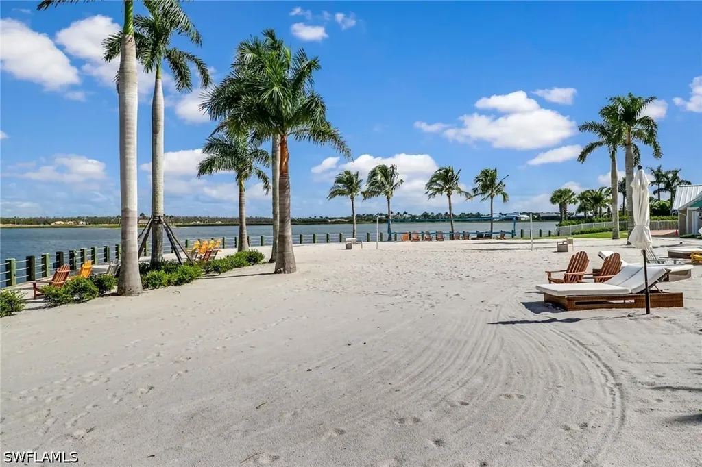 14537 Stern Way Naples FL 34114