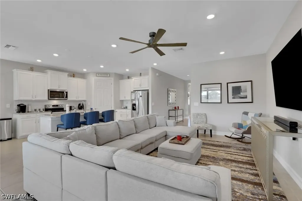 14537 Stern Way Naples FL 34114