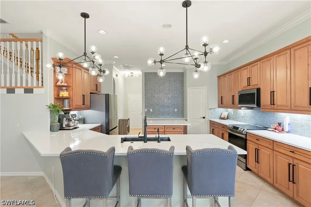 8503 Laurel Lakes Cove Naples FL 34119