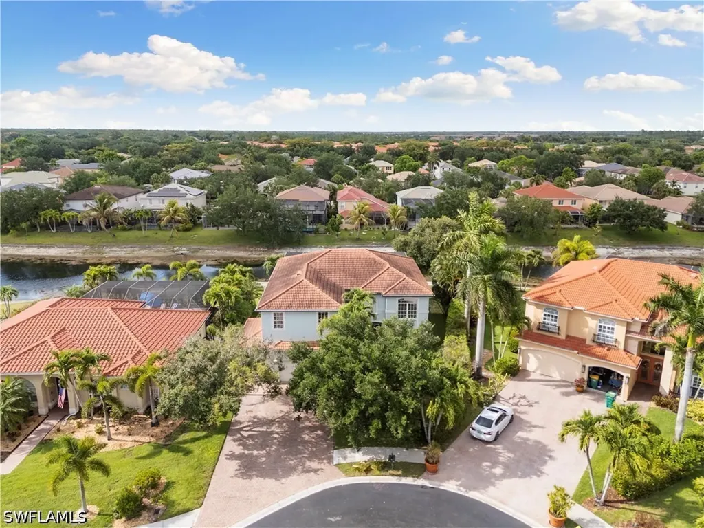 8503 Laurel Lakes Cove Naples FL 34119
