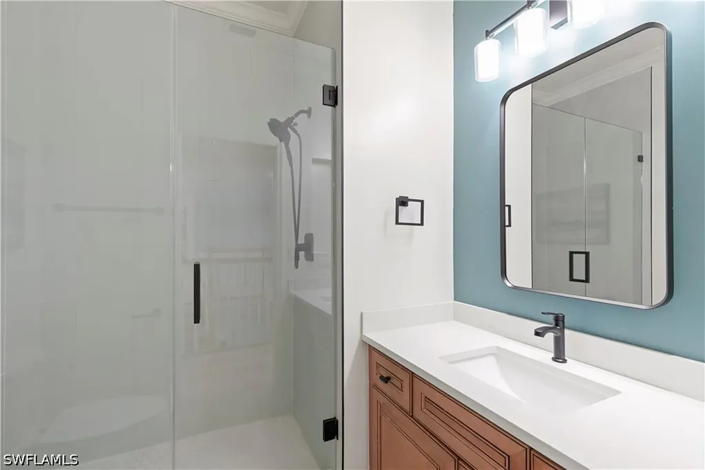8503 Laurel Lakes Cove Naples FL 34119