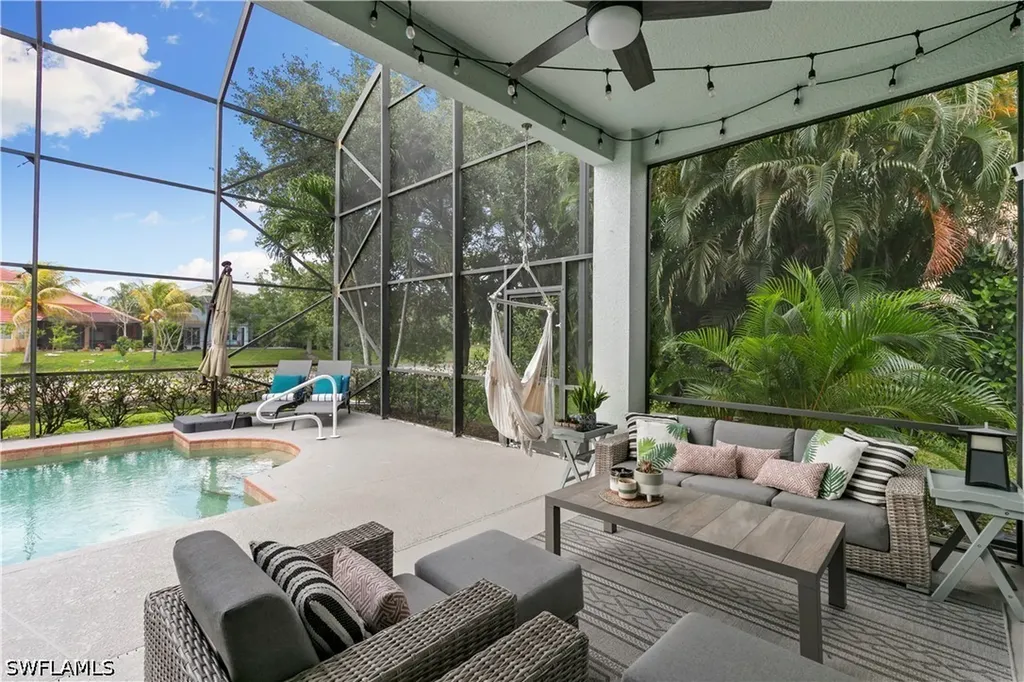8503 Laurel Lakes Cove Naples FL 34119