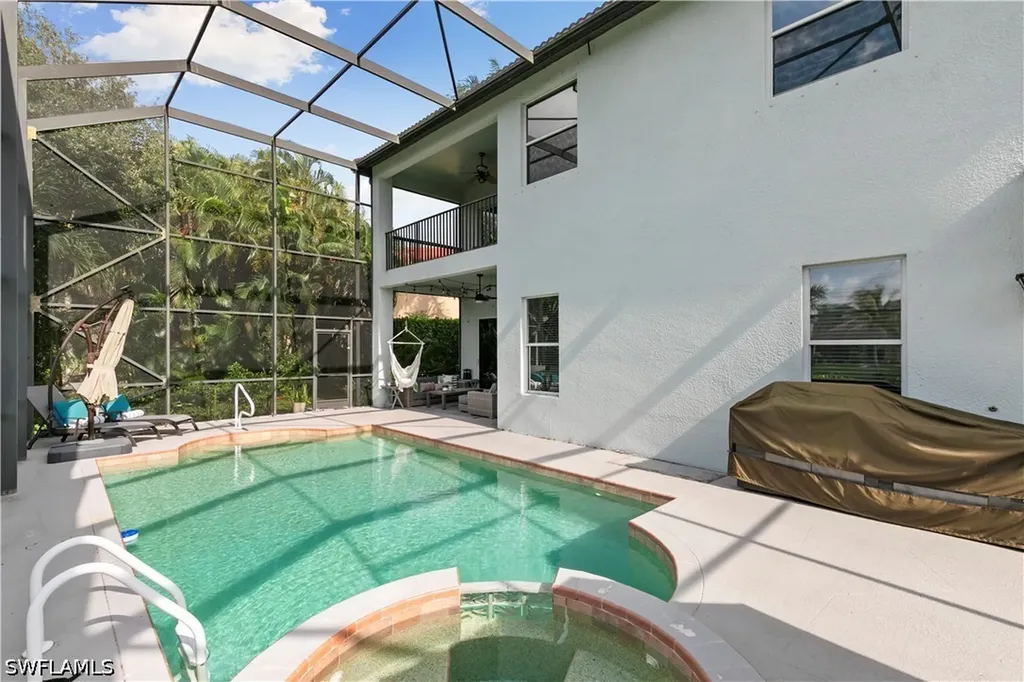 8503 Laurel Lakes Cove Naples FL 34119