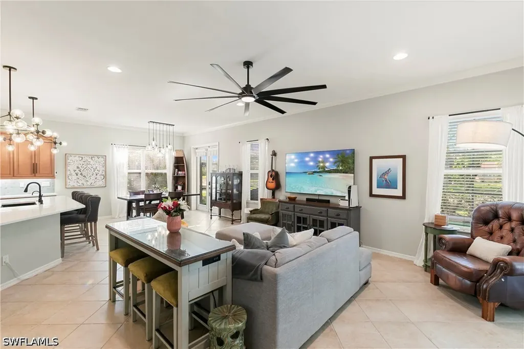 8503 Laurel Lakes Cove Naples FL 34119