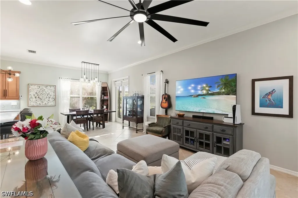 8503 Laurel Lakes Cove Naples FL 34119