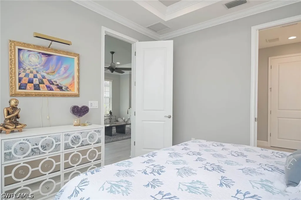 8013 Calle Canovas Court Naples FL 34114