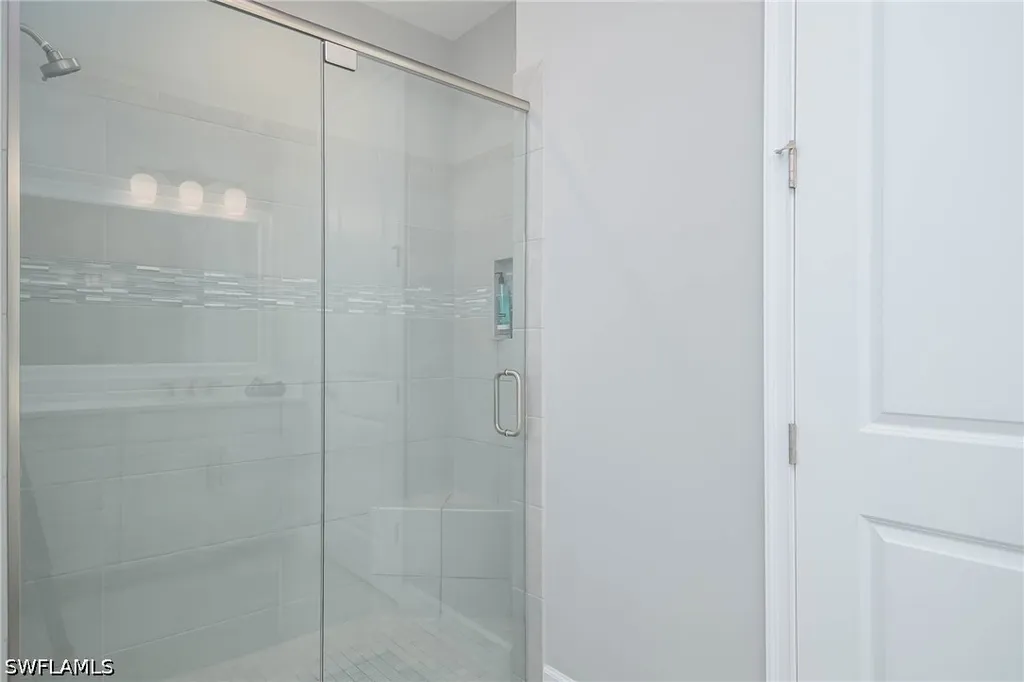 8013 Calle Canovas Court Naples FL 34114
