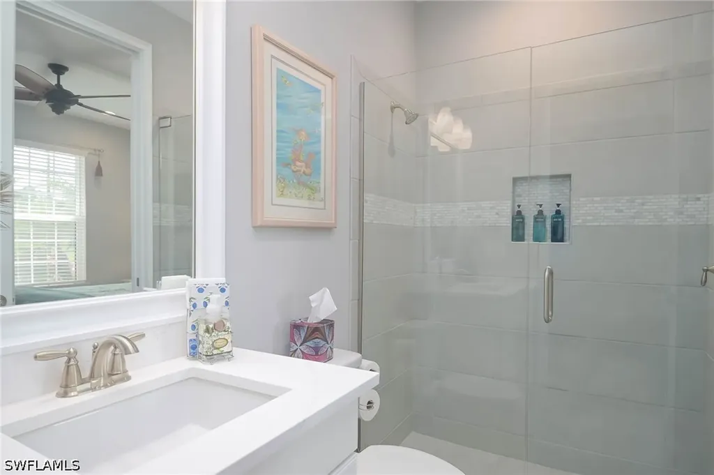 8013 Calle Canovas Court Naples FL 34114