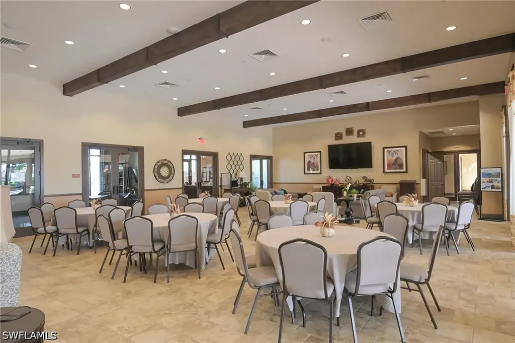8013 Calle Canovas Court Naples FL 34114