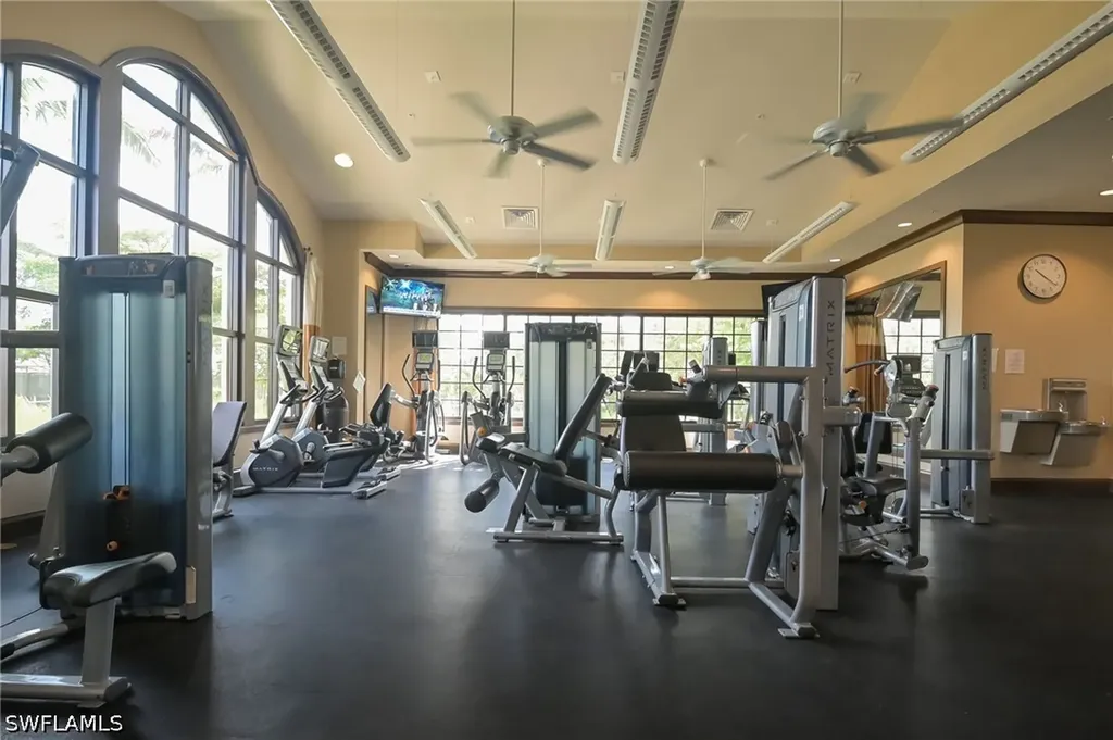 8013 Calle Canovas Court Naples FL 34114
