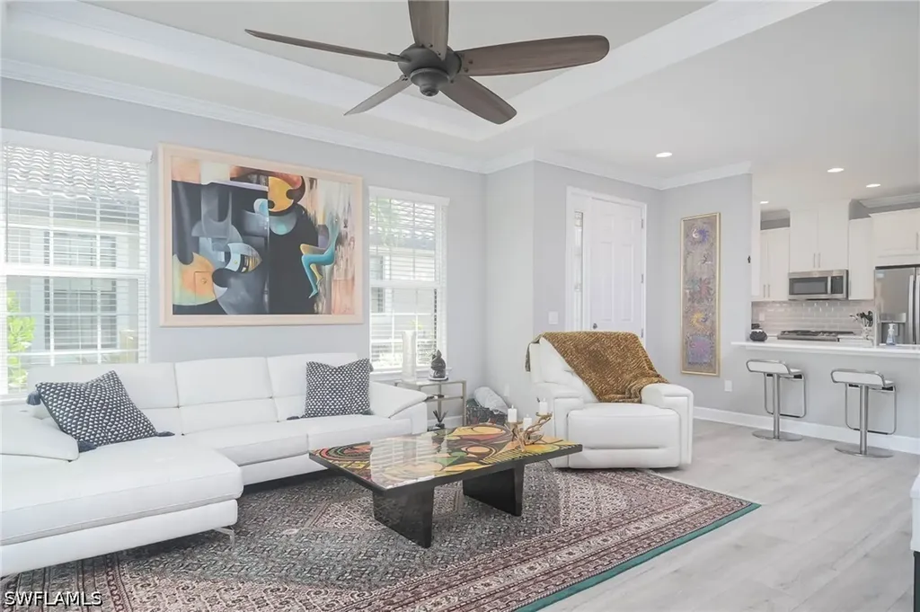 8013 Calle Canovas Court Naples FL 34114