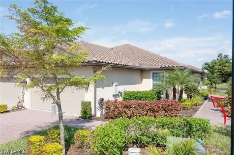 8013 Calle Canovas Court Naples FL 34114