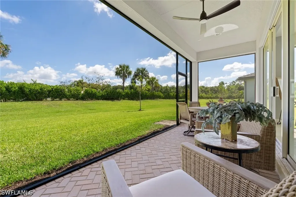 12377 Dahlia Court Naples FL 34120