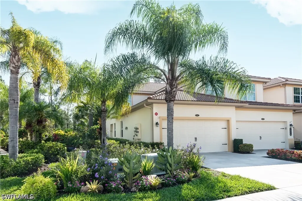 7878 Clemson Street Naples FL 34104