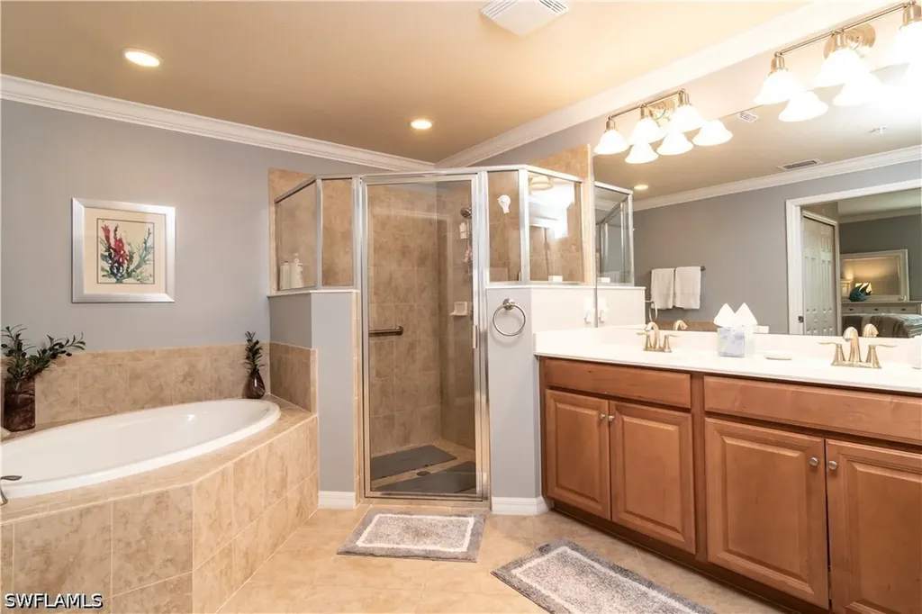 7878 Clemson Street Naples FL 34104