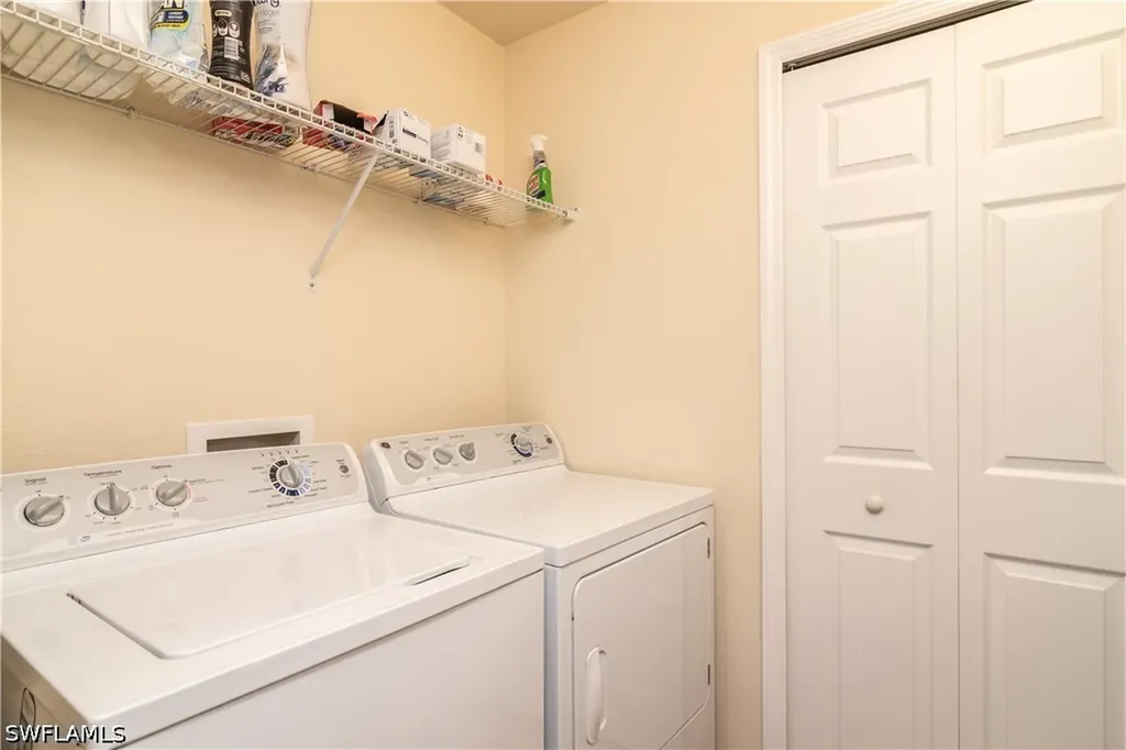7878 Clemson Street Naples FL 34104