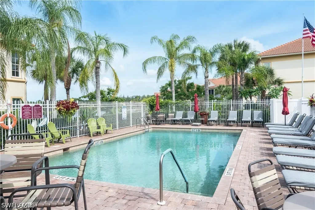 7878 Clemson Street Naples FL 34104
