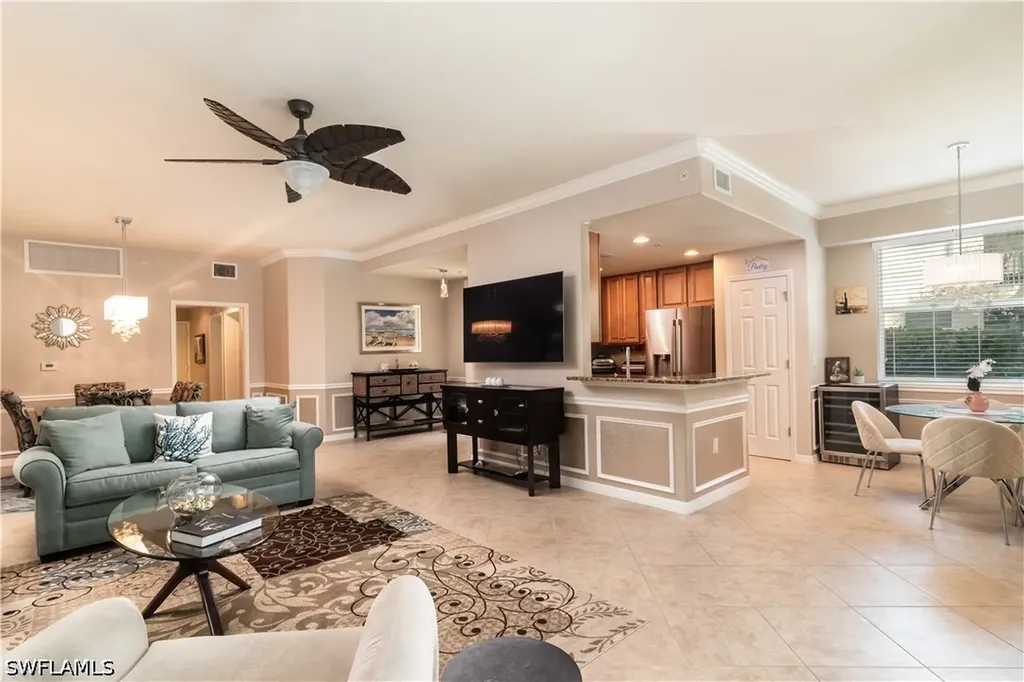 7878 Clemson Street Naples FL 34104