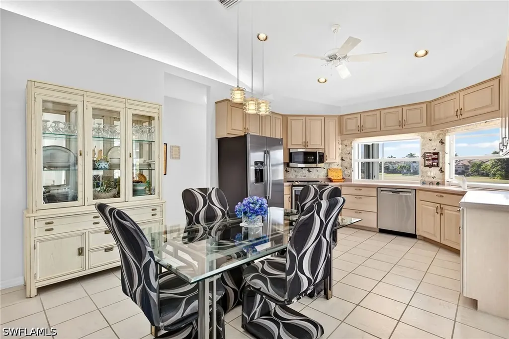 489 Adirondack Court Marco Island FL 34145