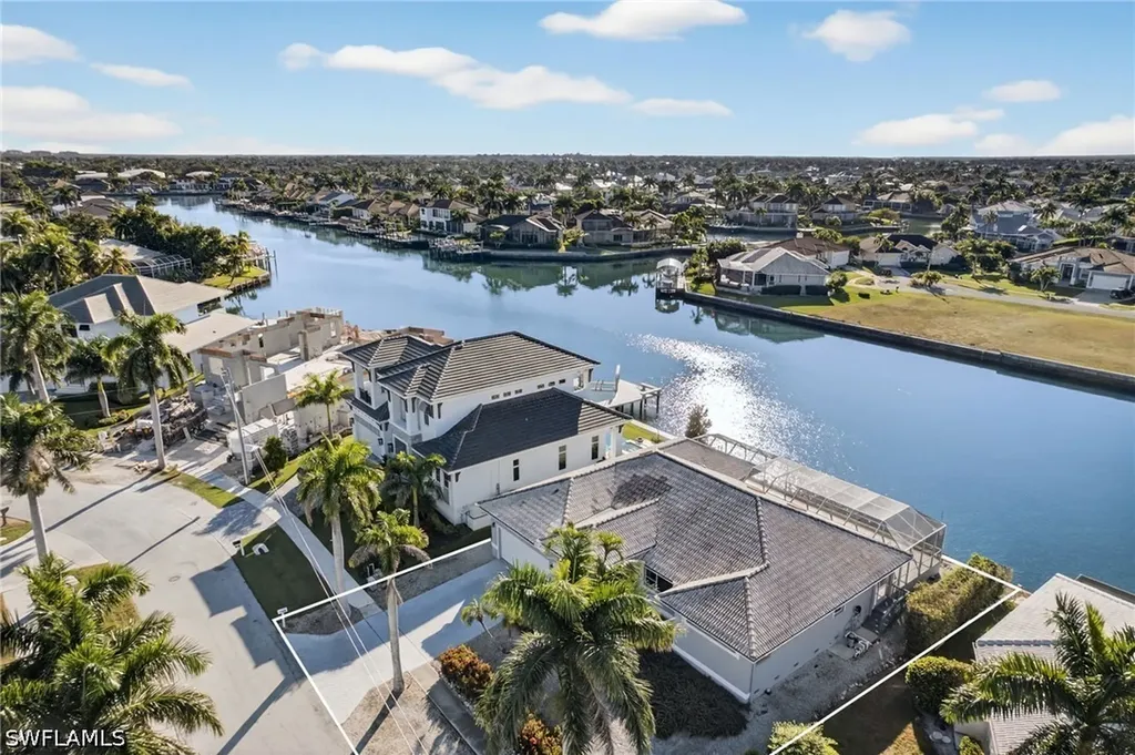489 Adirondack Court Marco Island FL 34145