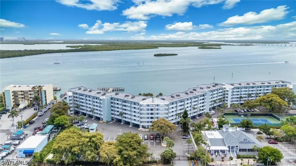Marco Island FL, 1085 Bald Eagle Drive, Unit E206