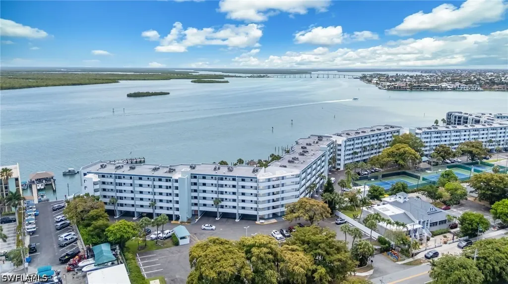 1085 Bald Eagle Drive Marco Island FL 34145