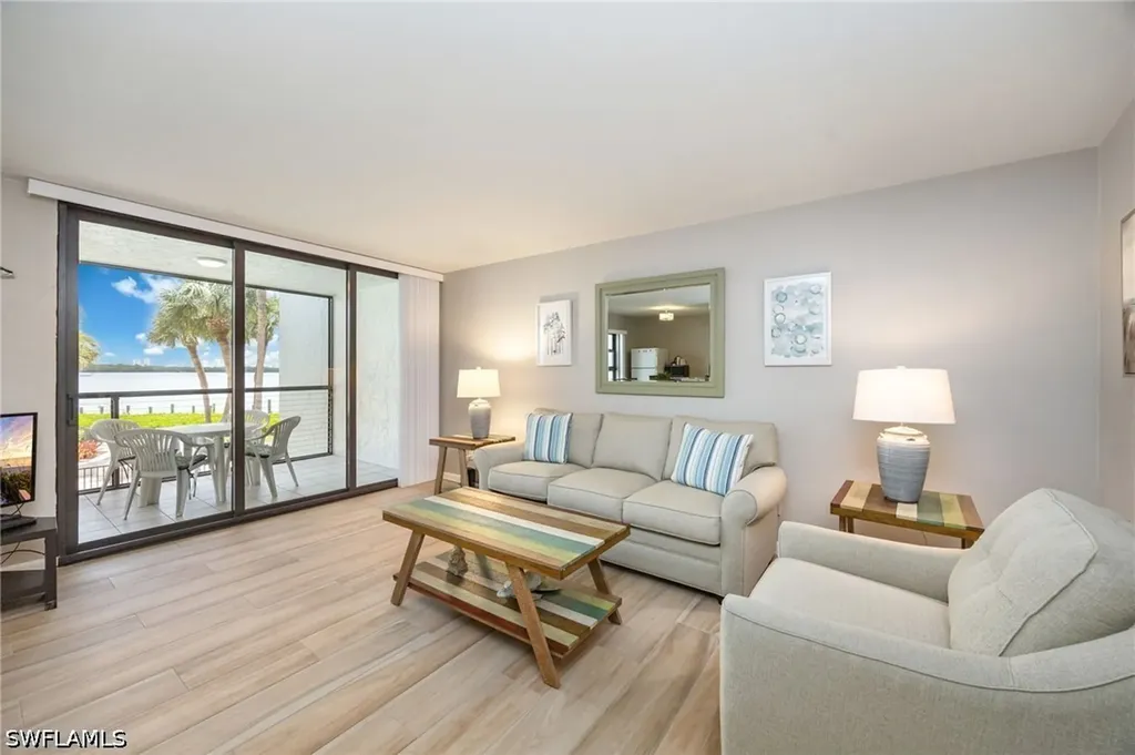 1085 Bald Eagle Drive Marco Island FL 34145