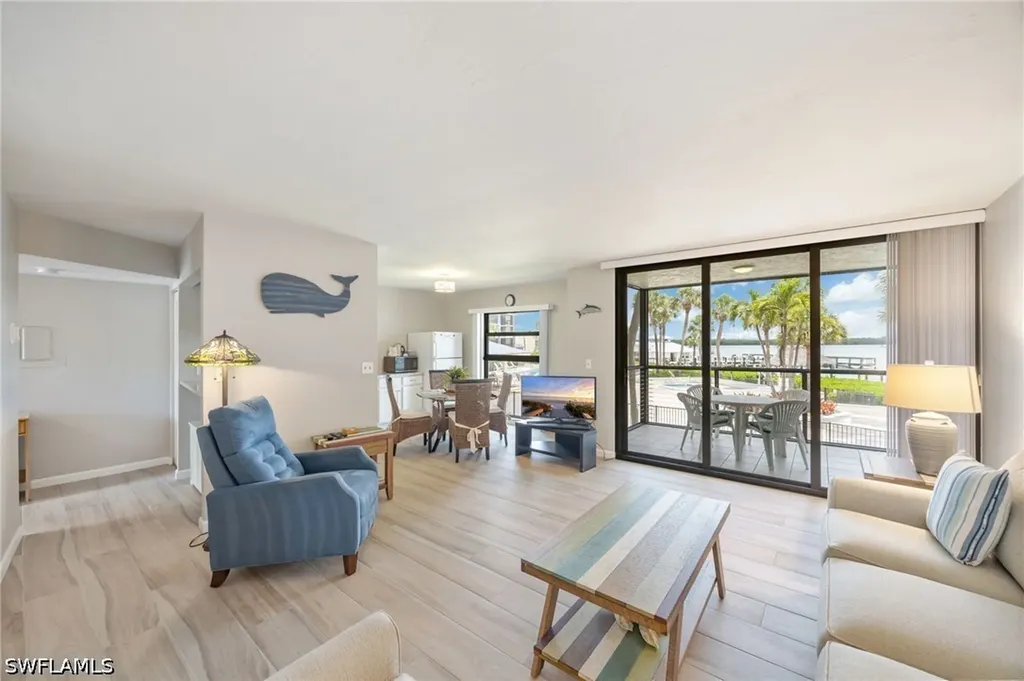 1085 Bald Eagle Drive Marco Island FL 34145