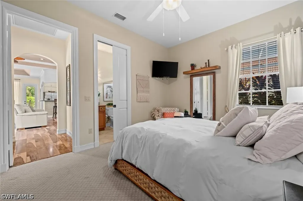 4830 Europa Drive Naples FL 34105