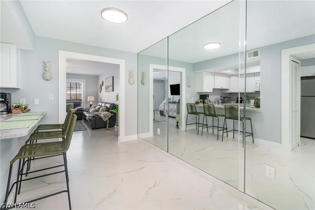 146 Clyburn Way W Marco Island FL 34145