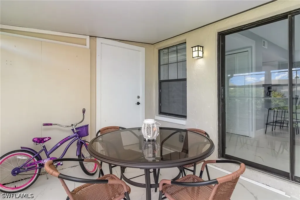 146 Clyburn Way W Marco Island FL 34145